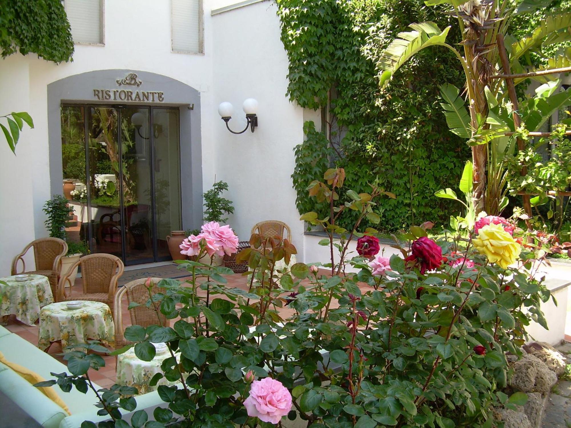 Hotel Baia Trogir Exterior foto
